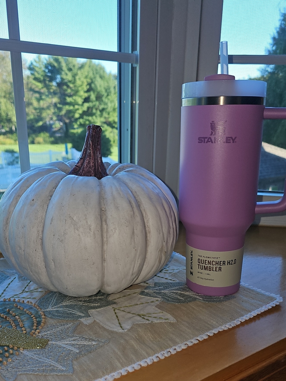 Stanley Purple Quencher H2.0 Tumbler 40oz with Handle